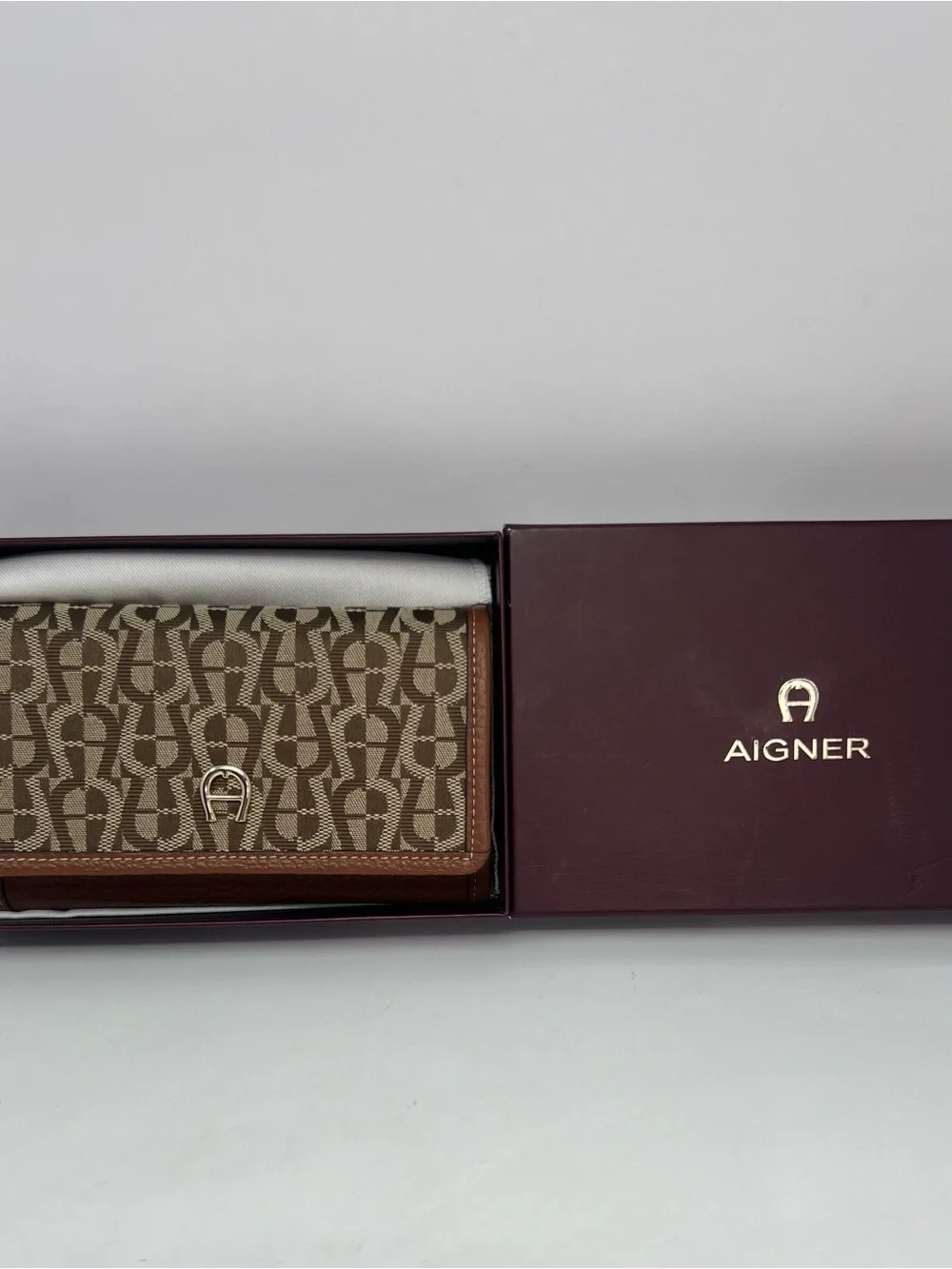 Etienne Aigner aigner munich
